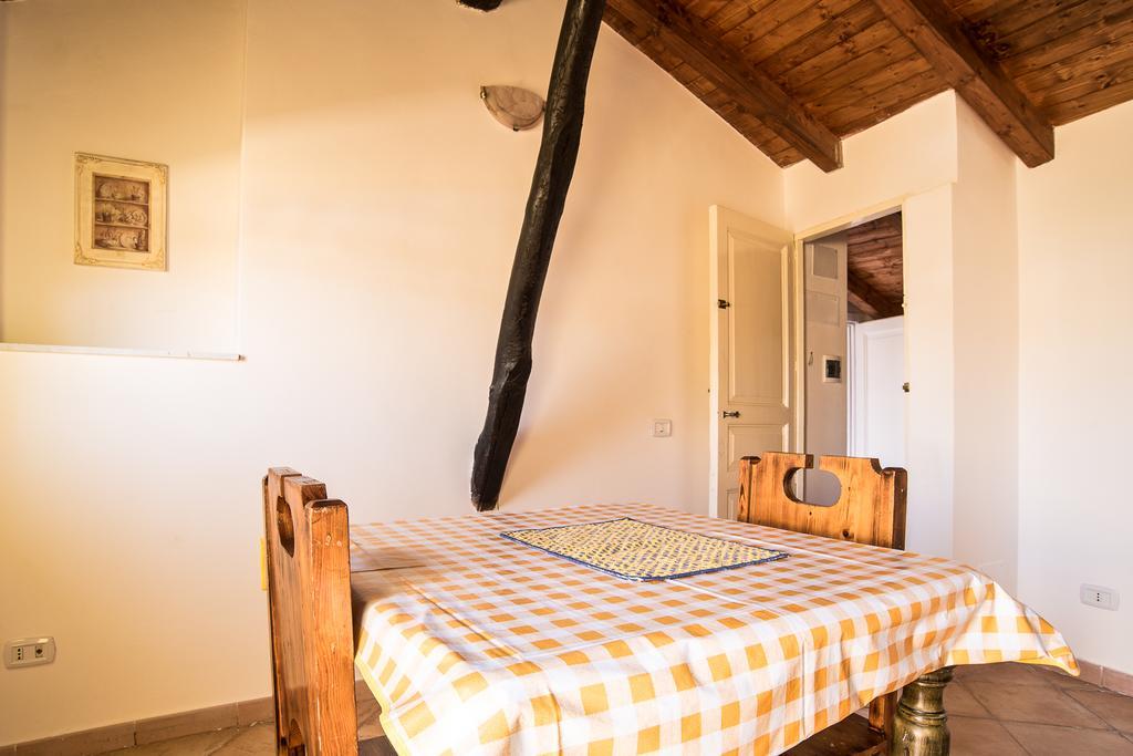 Otello Rooms Catania Bagian luar foto